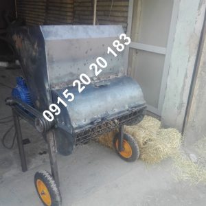 علوفه کوب دهنه 80 بزرگ موتور 3 اسب ارسال به تمام نقاط کشور بازرگانی تولیدی و پخش ارمغان رضوان توس 09152020183 و 05137234606 تماس حاصل فرمایید .